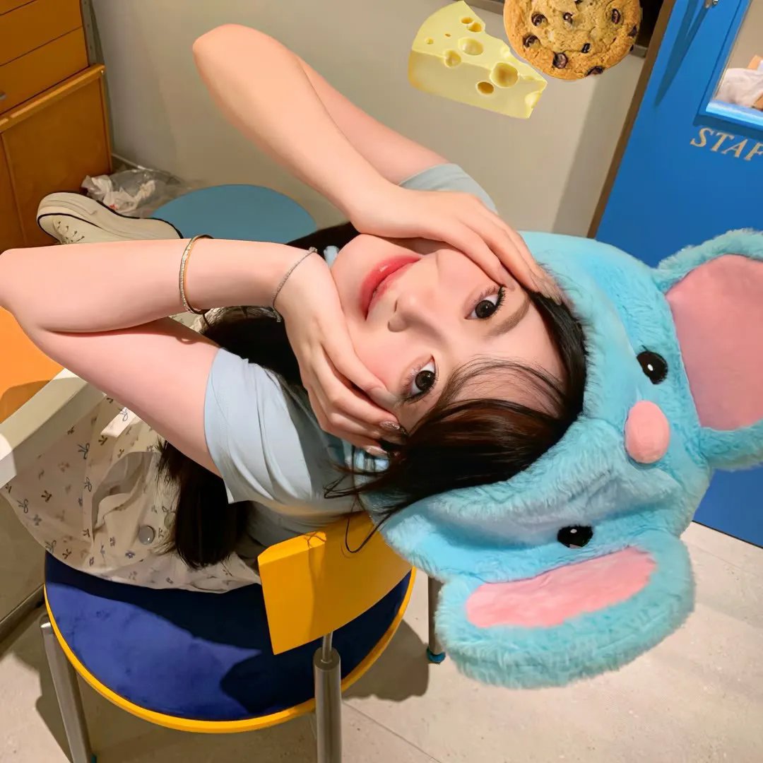 彩凤云裳